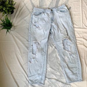★ FOREVER 21 Boyfriend Jeans ★